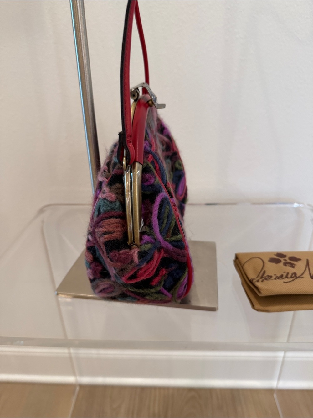 Patricia Nash Multicolor Knit Floral Crossbody with Berry Red Trim - Picture 3 of 10